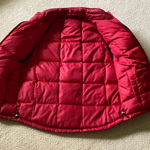 L.L. Bean Blue and Red Down Feather reversible Puffer Vest Small - Picture 3 of 7
